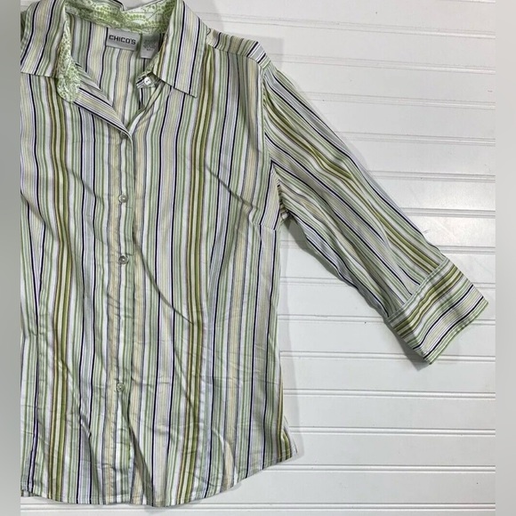 Chicos Size 1 Button Down Striped Blouse Womens Size Medium Purple White Green - Picture 8 of 13